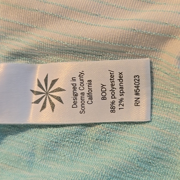 Athelta Green And White Tee Polyester And Spandex. Size Small - Picture 4 of 5